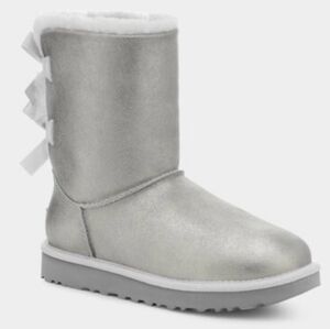 NEW Women Bailey Bow Glisten Ugg Authentic Boots (Size 7)